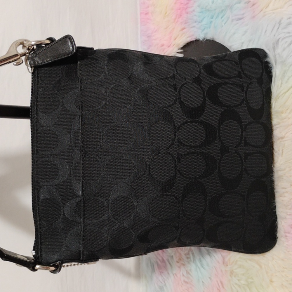 SALE! Coach Signature Print Vintage Crossbody Bag & Matching Mini Wristlet - Picture 10 of 16